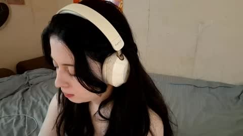 Mindy online show from April 2026 04:46:01 AM