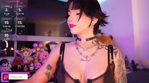 My name is Fer Nice to meet you  give it a thumbs up please its important online show from October 2025 06:16:02 AM