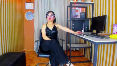 Mini Rouse online show from June 2026 05:04:01 PM