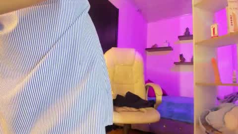 miniadelf online show from February 2026 08:46:02 PM