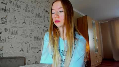 Snapshot of minidiva_ chatting on January 2026 11:01:01 AM Amelia online show from January 2026 11:01:01 AM