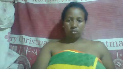 Snapshot of minie4tina chatting on December 2024 02:11:02 PM Minie4Tina online show from December 2024 02:11:02 PM