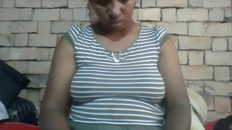 Snapshot of minie4tina chatting on January 2025 04:34:01 AM Minie4Tina online show from January 2025 04:34:01 AM