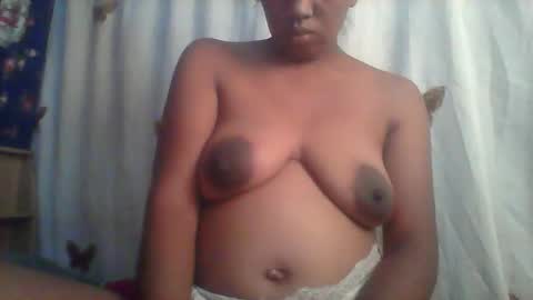 Snapshot of minie4tina chatting on October 2025 06:03:01 AM Minie4Tina online show from October 2025 06:03:01 AM