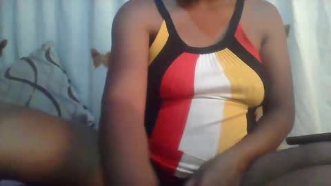 Snapshot of minie4tina chatting on October 2025 06:59:01 AM Minie4Tina online show from October 2025 06:59:01 AM