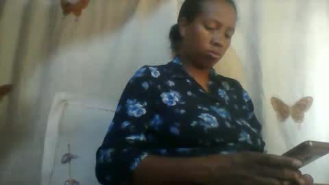 Snapshot of minie4tina chatting on November 2025 09:20:01 AM Minie4Tina online show from November 2025 09:20:01 AM