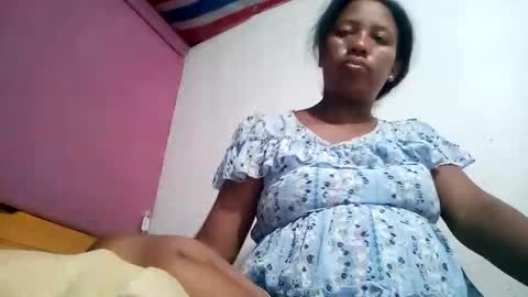 Snapshot of minie4tina chatting on February 2026 09:21:02 AM Minie4Tina online show from February 2026 09:21:02 AM