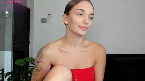 Snapshot of minimaia chatting on February 2025 03:09:02 AM Maya online show from February 2025 03:09:02 AM