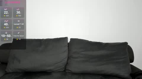 Snapshot of minimaia chatting on March 2025 12:44:01 AM Maya online show from March 2025 12:44:01 AM