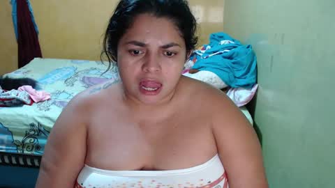 Andrea online show from October 2025 03:16:02 AM