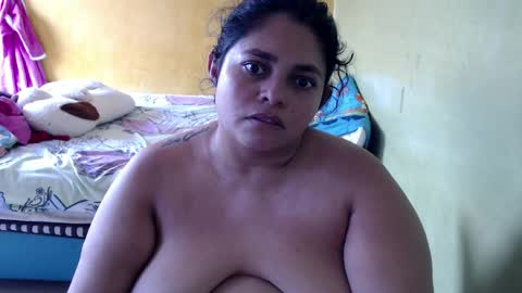 Andrea online show from April 2026 06:47:02 PM