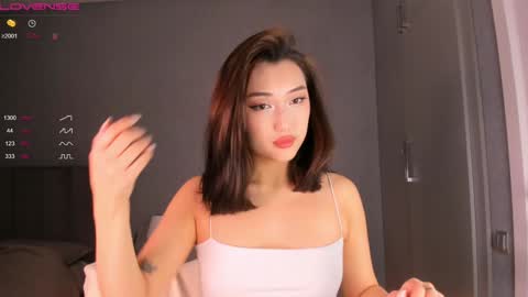 minnie_jin online show from December 2024 02:12:01 PM