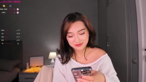 minnie_jin online show from February 2025 12:28:01 PM