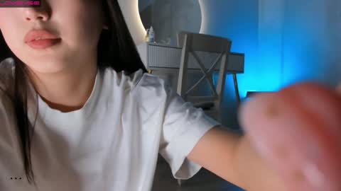 minnie_jin online show from September 2025 02:16:01 PM