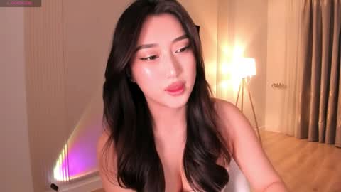 Snapshot of minnie_jin chatting on May 2026 02:24:01 PM minnie_jin online show from May 2026 02:24:01 PM