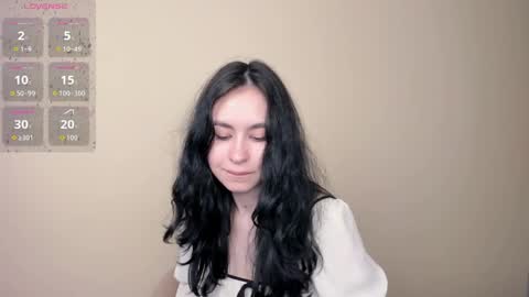 Minnie online show from April 2026 05:45:02 AM