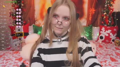 Snapshot of minx_girll chatting on December 2024 06:21:01 AM Vikki online show from December 2024 06:21:01 AM