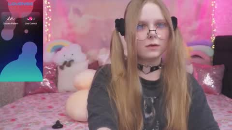 Snapshot of minx_girll chatting on January 2026 08:30:01 AM Vikki online show from January 2026 08:30:01 AM