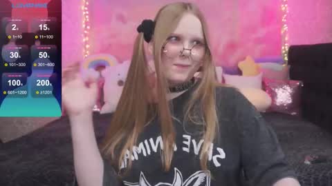 Snapshot of minx_girll chatting on February 2026 10:51:02 AM Vikki online show from February 2026 10:51:02 AM