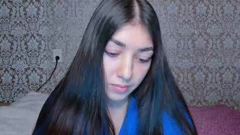 Mira online show from December 2025 05:17:01 PM