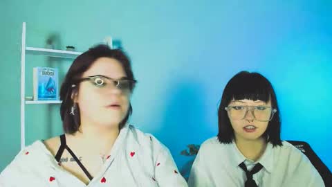 Snapshot of mira_cool_ chatting on December 2025 07:42:02 PM Darling Mira online show from December 2025 07:42:02 PM