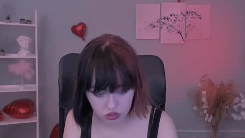 Snapshot of mira_cool_ chatting on February 2026 10:06:02 PM Darling Mira online show from February 2026 10:06:02 PM