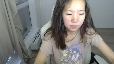 mira_g online show from March 2025 12:52:01 PM