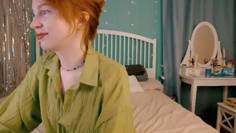 Snapshot of mira_glace chatting on July 2026 01:25:01 PM Mira3 online show from July 2026 01:25:01 PM