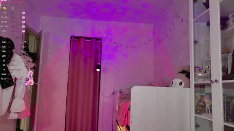 Snapshot of mira_jadee chatting on December 2025 08:04:01 PM Mira online show from December 2025 08:04:01 PM