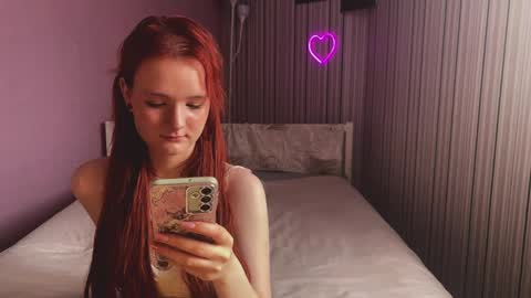 Snapshot of mira_jess chatting on May 2026 02:31:02 AM Mira Help me get my thumbs up online show from May 2026 02:31:02 AM