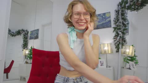 mira_marni online show from December 2025 11:19:01 AM