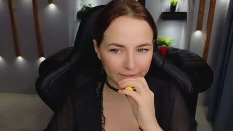 Mira online show from January 2025 04:33:02 AM