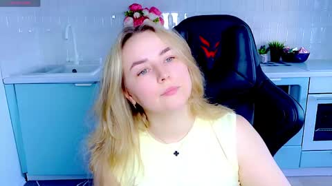 Mira online show from May 2026 01:33:01 AM