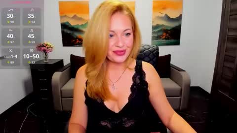 Snapshot of mira_whitme chatting on November 2025 01:21:02 PM Mira online show from November 2025 01:21:02 PM