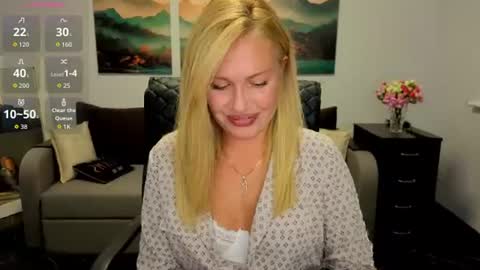 Snapshot of mira_whitme chatting on July 2026 11:52:01 AM Mira online show from July 2026 11:52:01 AM