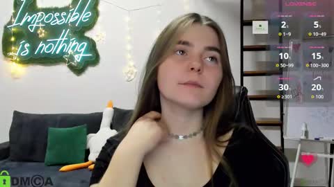 Snapshot of miraa_bloom chatting on December 2025 02:02:02 PM miraa_bloom online show from December 2025 02:02:02 PM