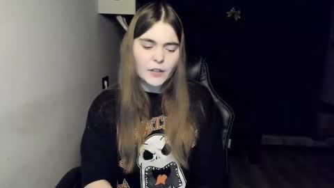 Snapshot of miraa_bloom chatting on January 2026 02:44:02 PM miraa_bloom online show from January 2026 02:44:02 PM