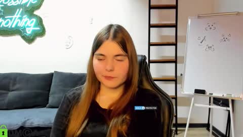 Snapshot of miraa_bloom chatting on January 2026 06:00:02 PM miraa_bloom online show from January 2026 06:00:02 PM