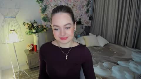 Emma online show from November 2025 07:40:02 PM
