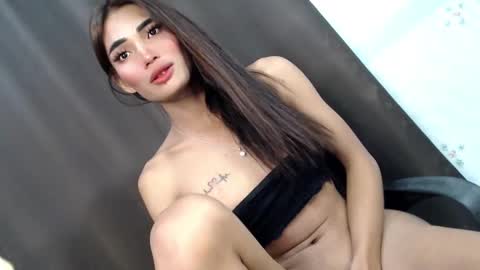 Zoey online show from January 2025 08:40:02 PM