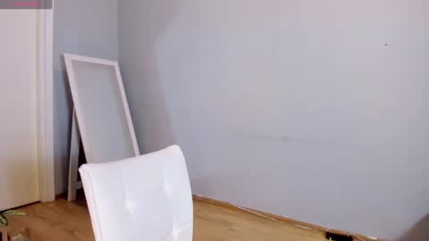 Meera online show from February 2025 01:37:02 PM