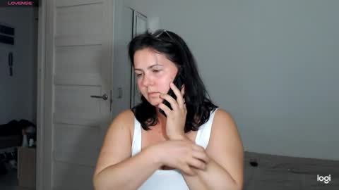 Meera online show from September 2025 06:52:02 PM