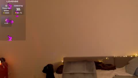 Meera online show from February 2026 07:39:02 PM