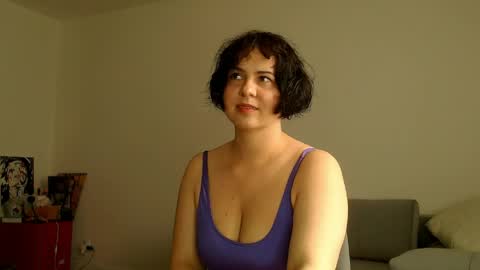 Snapshot of miradiaz chatting on June 2026 06:14:02 AM Meera online show from June 2026 06:14:02 AM