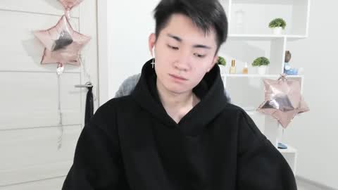              online show from December 2024 08:59:01 AM