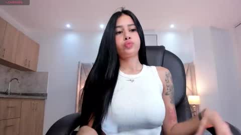 miranda_crawfor online show from October 2025 12:06:02 PM