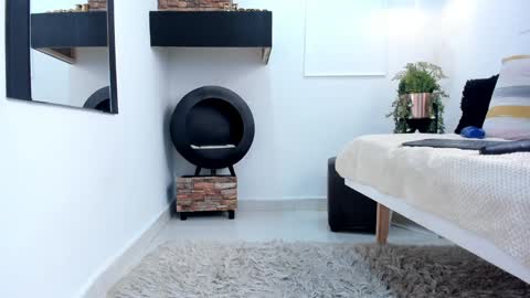    online show from January 2025 03:02:01 PM