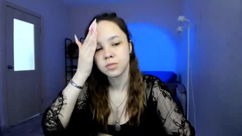 Snapshot of miranda_holms chatting on June 2026 01:58:02 AM miranda_holms online show from June 2026 01:58:02 AM