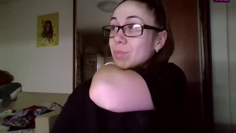 Snapshot of miranda_wish chatting on January 2025 04:18:02 PM MIRANDA online show from January 2025 04:18:02 PM