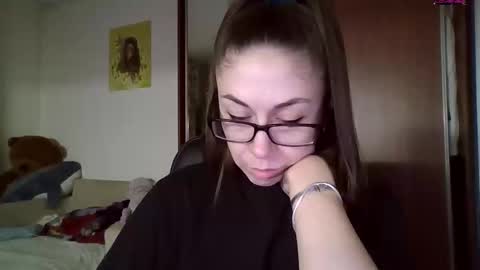 Snapshot of miranda_wish chatting on January 2025 12:07:01 PM MIRANDA online show from January 2025 12:07:01 PM